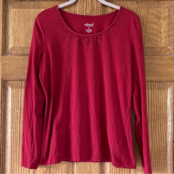 5/$15 Relaxed Red LS Tee with Rhinestones Medium - Picture 1 of 8